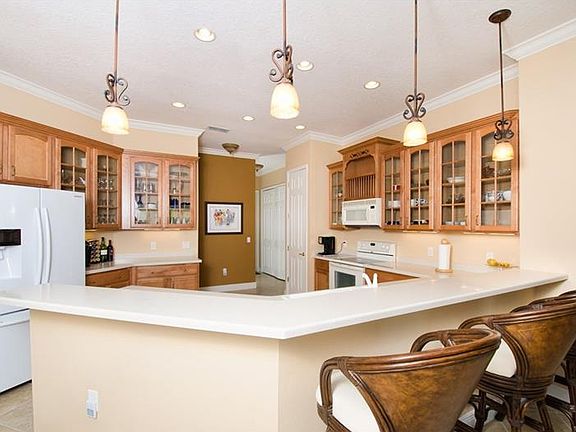 5th image of 155 Vista Dr