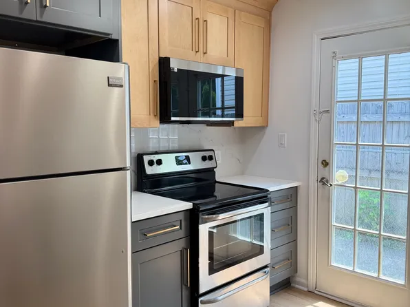 1113 Francis St, Atlanta, GA 30319