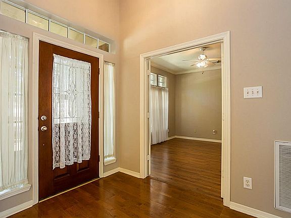 4th image of 3506 Almond Creek Dr