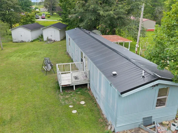 270 Hensley Rd, East Bernstadt, KY 40729