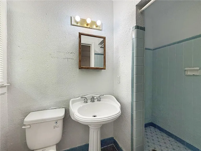 1668 Laurelwood Dr SW — Photo 16