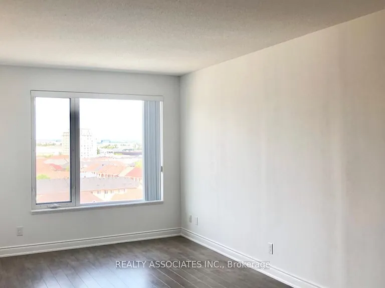 277 S Park Rd #1020 — Photo 5