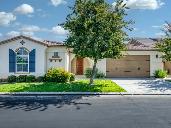 1639 N Piccadilly Ln, Clovis, CA 93619