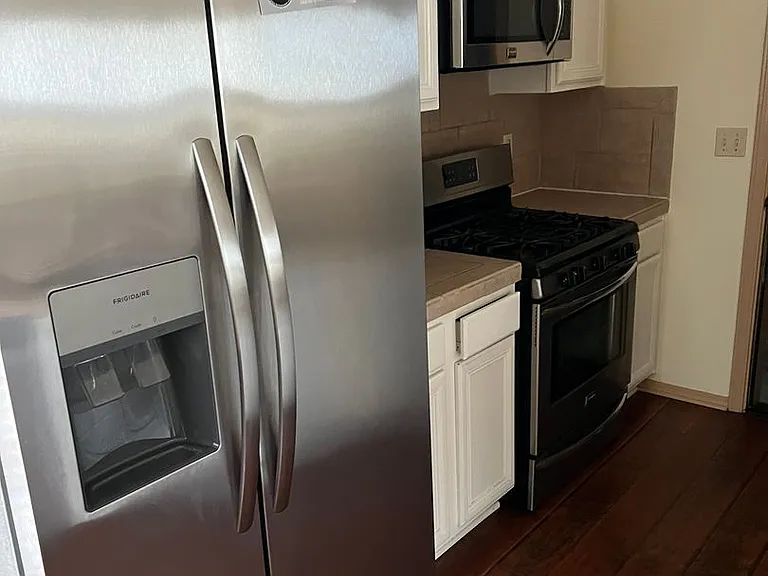 616 N Voluntario St — Photo 6
