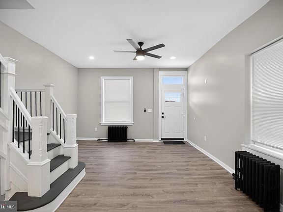 5th image of 226 E Sydney St