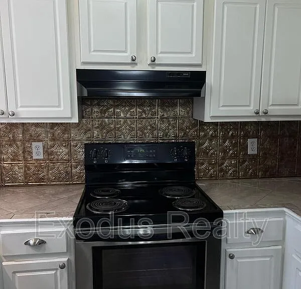 157 Maranatha Cir — Photo 8