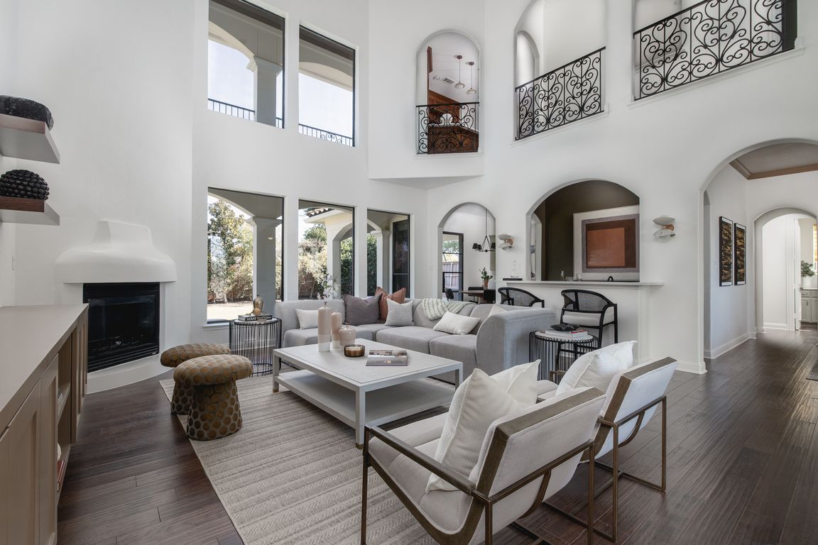 next background image