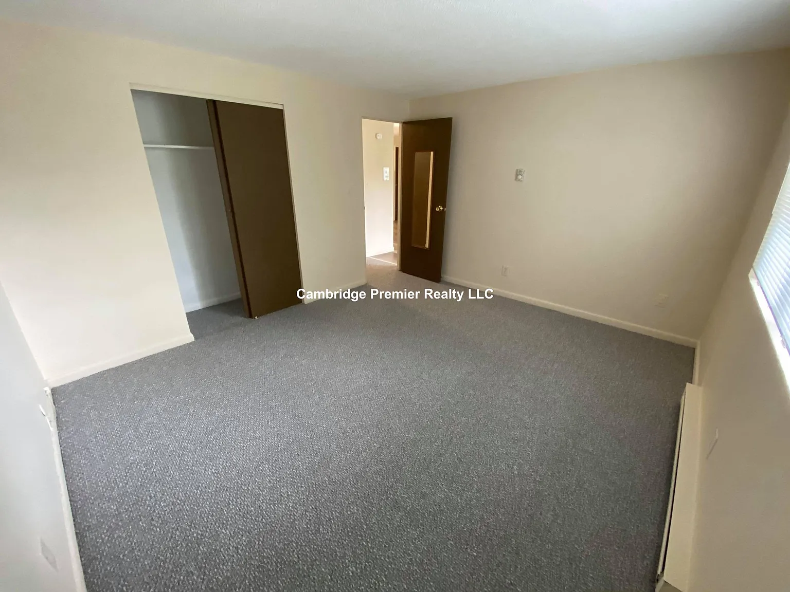 1 bed, 9999 sqft, $2,450 — Photo 4