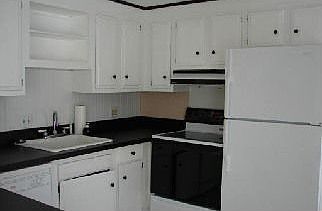 3rd image of 17 Glen Devin St