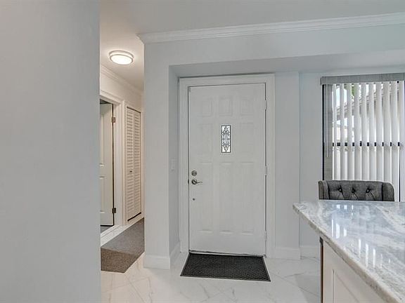 3rd image of 8176 Waterline Dr