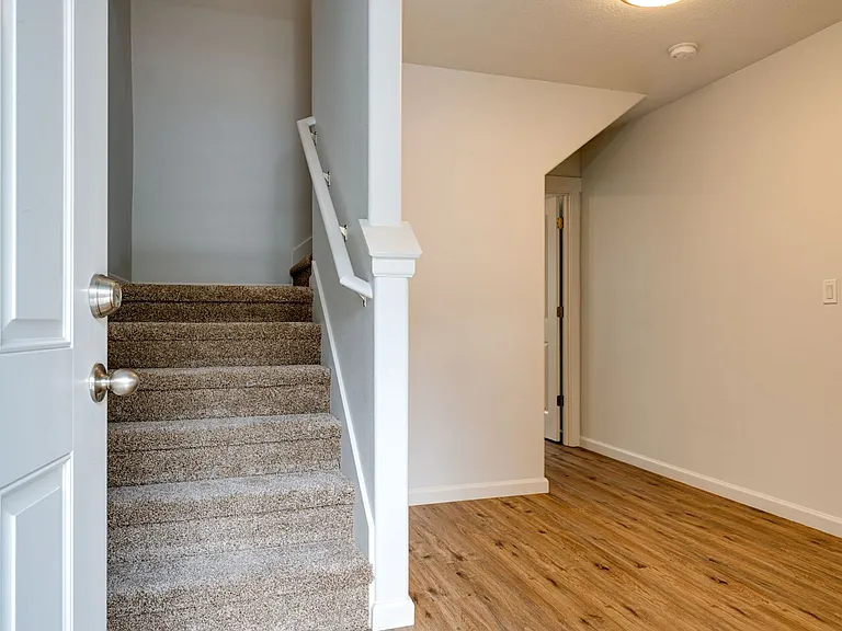 935 Arthur Ave — Photo 7