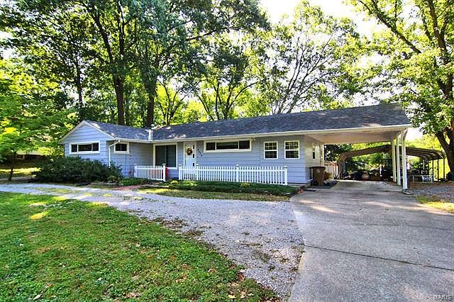 1st image of 2775 Adeline Ave
