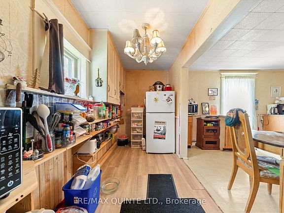 2nd image of 4852 Stirling Marmora Rd