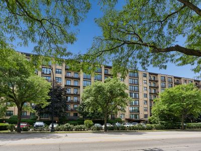 4601 W Touhy Ave APT 412, Lincolnwood, IL, 60712