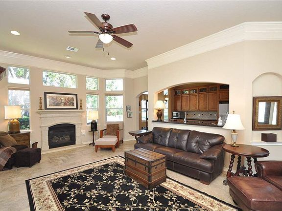 3rd image of 4803 Wentworth Dr