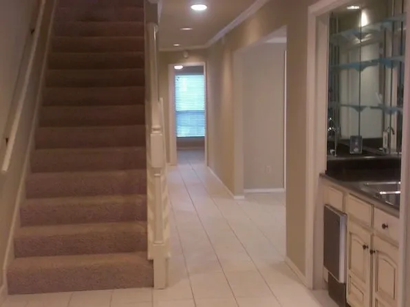 6404 E 96th St, Tulsa, OK 74137