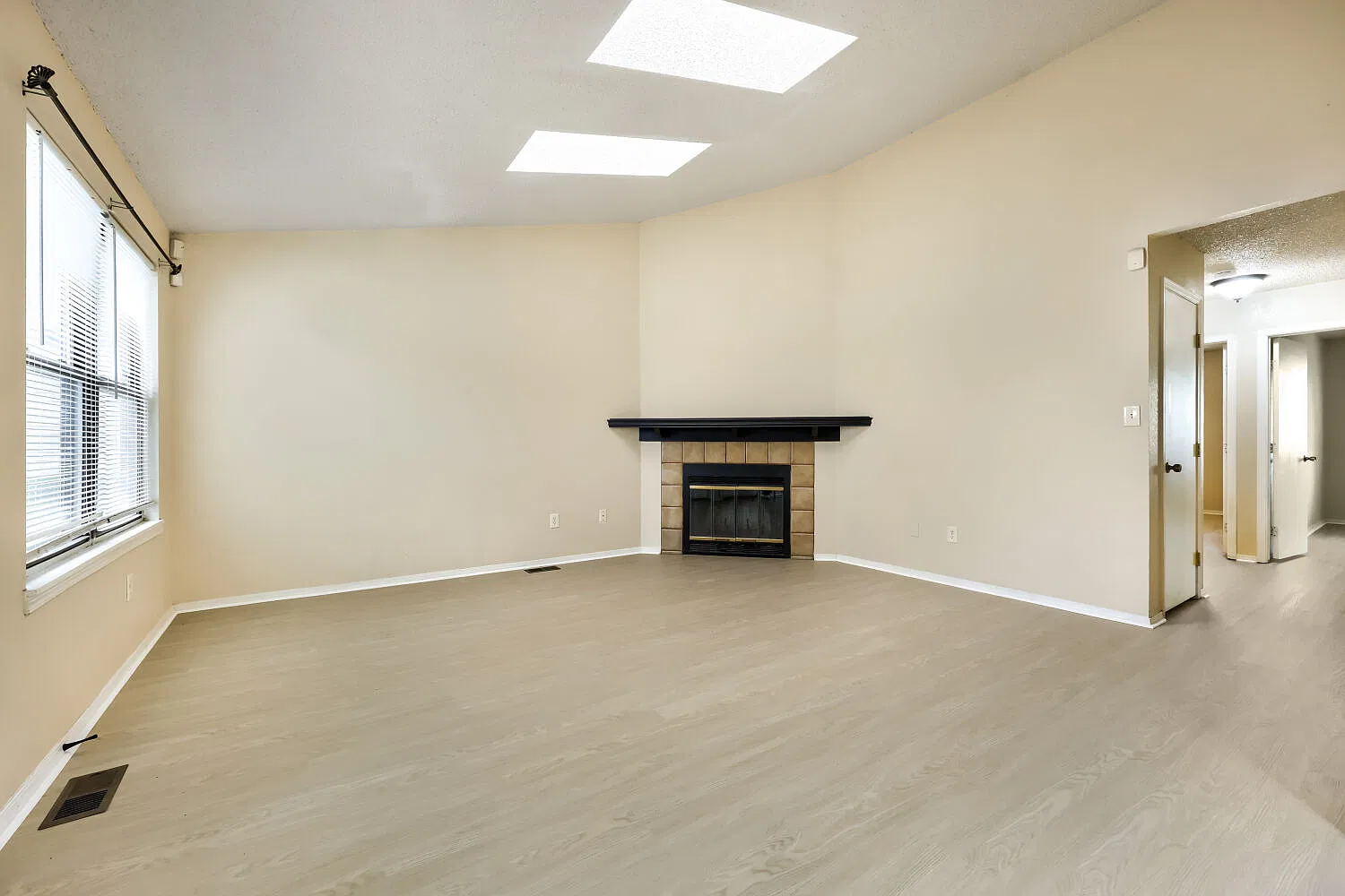 1309 Firefly Circle - 1 — Photo 2