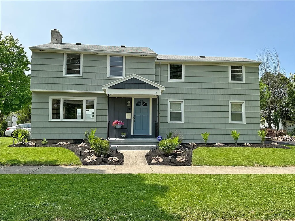 111 Eastmoreland Dr photo 1