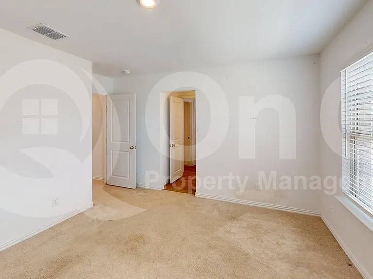3750 Honey Daisy Dr — Photo 16