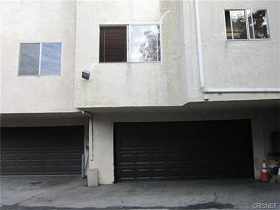 2nd image of 9053 Willis Av #10