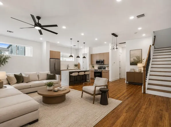 3405 Baer St, Houston, TX 77020