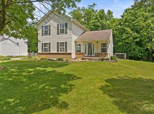 3912 Pebble Creek Ln, Amelia, OH 45102