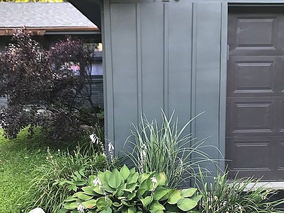 3rd image of 920 Coolidge Pl