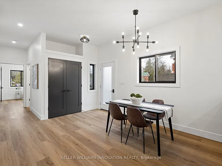 215 Winstanley St — Photo 5