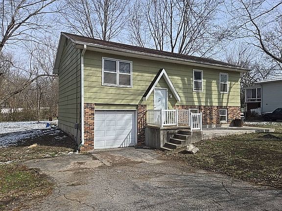3rd image of 3871 McVey Rd