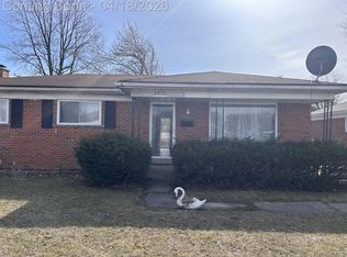 11 Mile Rd, Warren, MI 48091