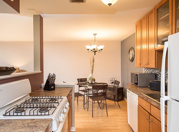 3rd image of 12A Kingery Quarter APT 103
