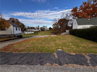 176 Jefferson Dr, New Kensington, PA 15068