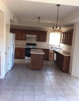 3rd image of 7333 Luz De Lumbre Ave
