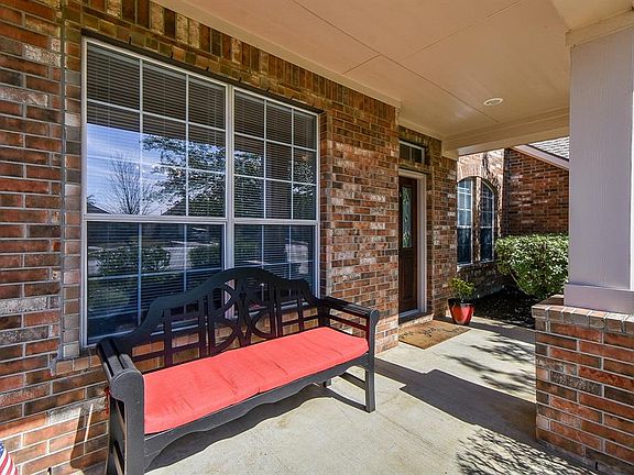 3rd image of 12310 Summercliff Ct