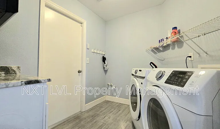 837 SE 3rd Ter — Photo 31