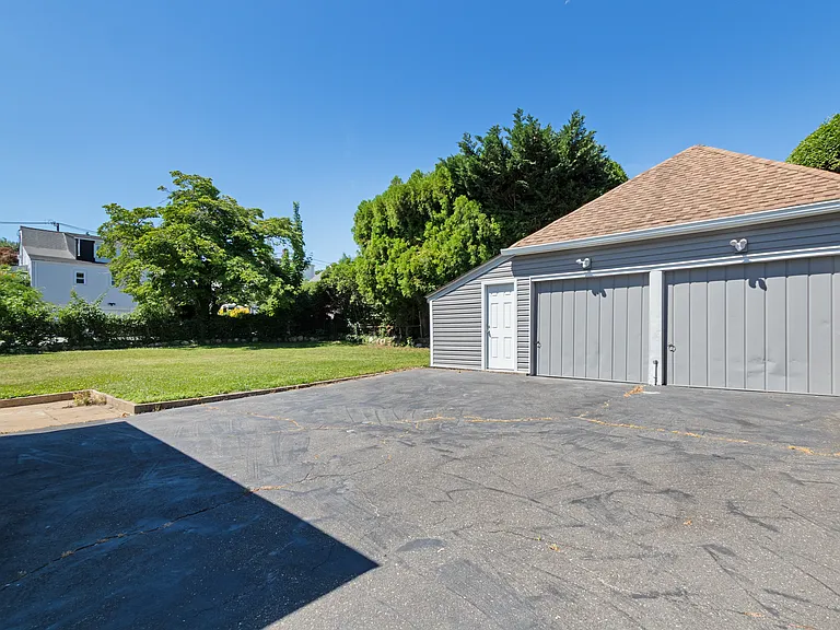 1 Alvin St #1 — Photo 11
