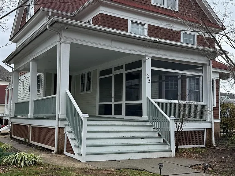 25 Mountain Ave — Photo 2