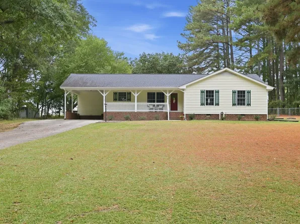 212 Long St, Fuquay Varina, NC 27526