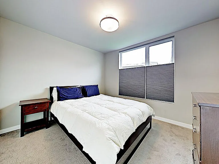 2806 S Charles St #D — Photo 10