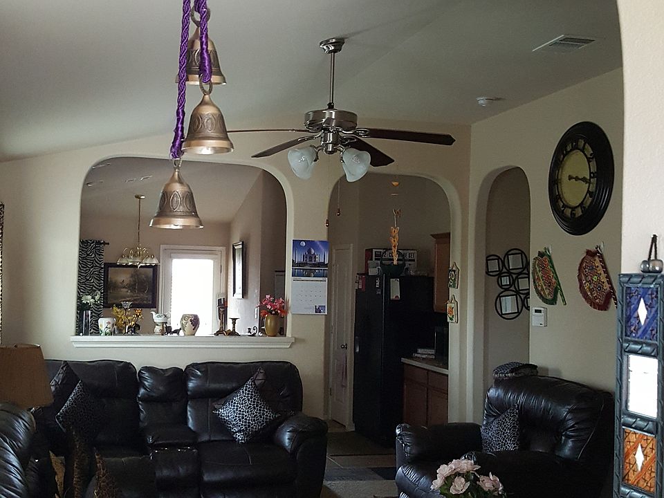 1st image of 13517 Cantarra Dr