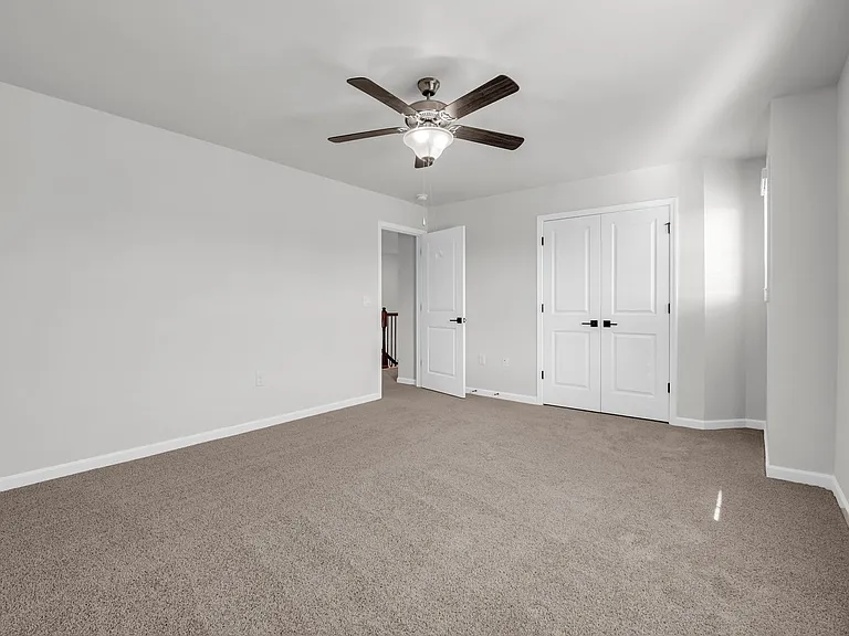 23 Silverthorne Ct — Photo 37