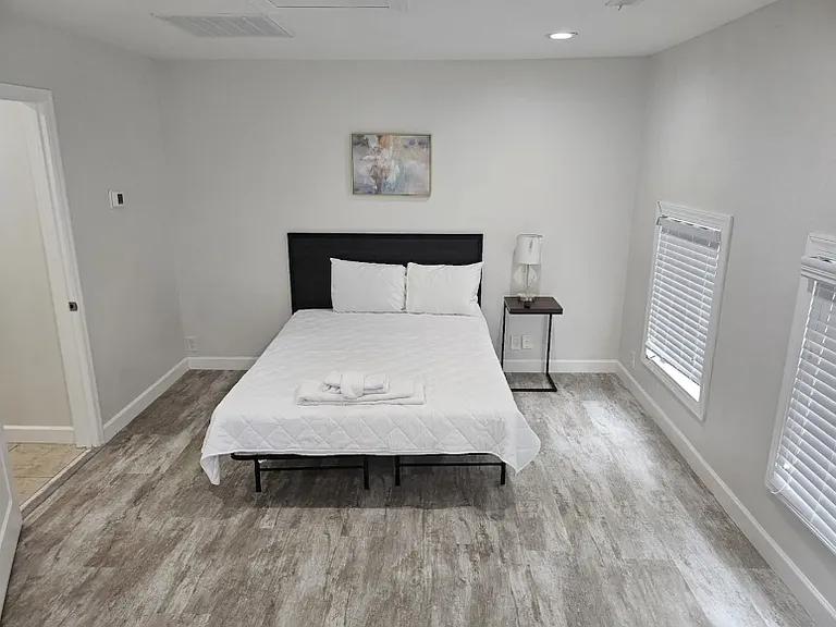 4416 Green Bay Trl — Photo 26