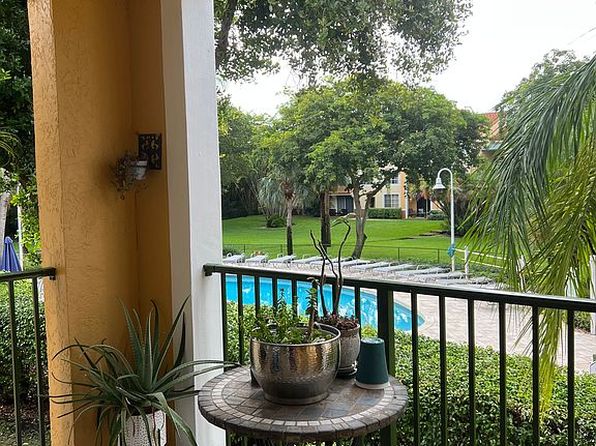 103 Yacht Club Way APT 206