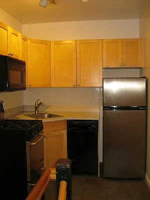 Rented by Tower Brokerage | media 25