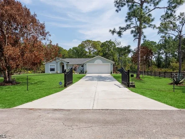 2118 Moore Ave, Alva, FL 33920