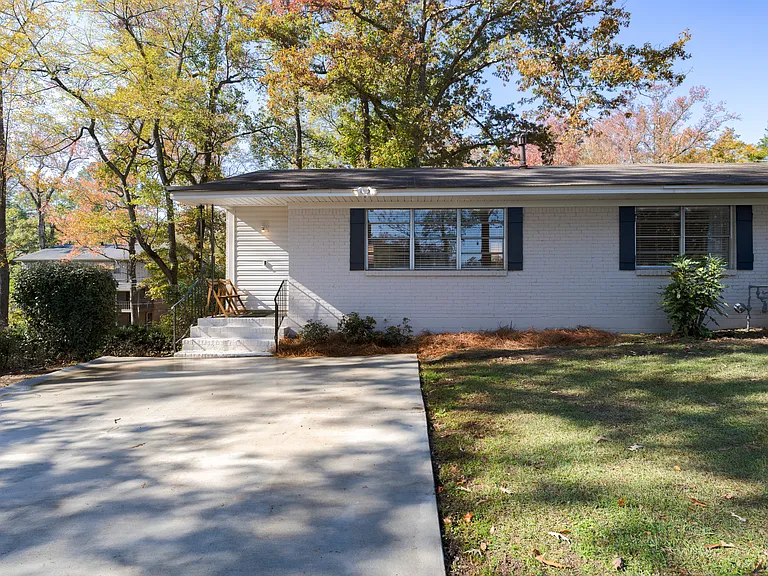 3984 Christopher Dr — Photo 45