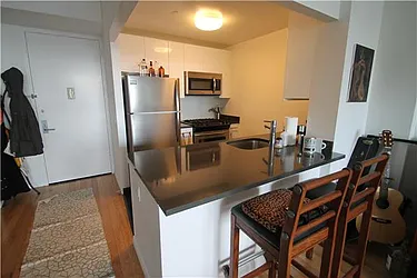 Rented by Space Marketing Shop