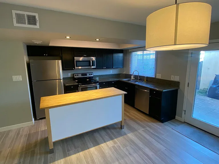 1508 W Campbell Ave — Photo 16