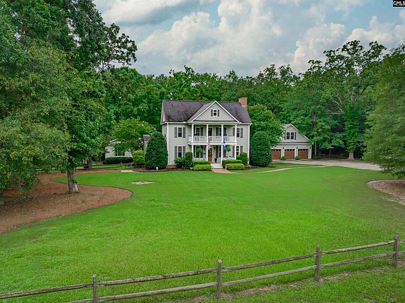4th image of 228 Shady Acres Dr