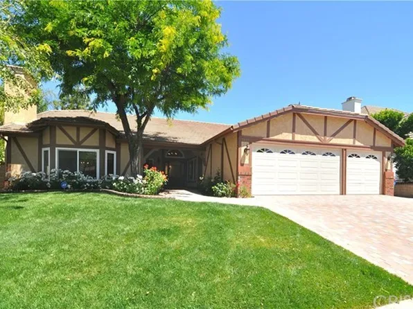 5867 Stonecrest Dr, Agoura Hills, CA 91301